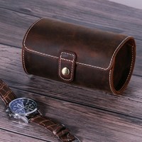 Custom Handgemaakte Luxe Lederen Ronde Horloge Roldoos Gepersonaliseerde Duurzame Beschermende Reiskoffer Slots Beste Man Horloge Opslag