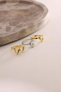 Anillo con medallón de corazón personalizado, anillo con foto grabada para mujer, plata de ley 925, chapado en oro de 14 quilates - Product Image 6