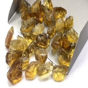 10 piezas Natural 18-20MM Whisky Cuarzo Oso Piedra Piedras preciosas crudas sin tratar para la fabricación de joyas Formato Suelto - Product Image 1