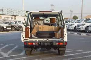 Meilleure Offre LandCruiserS 76 Pickup 2025 |   2.8L Diesel 4x4 |   Option complète |   Véhicule utilitaire commercial |   Exportation en gros - Product Image 3