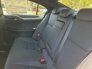 Lexus IS300 2020 - Product Image 3