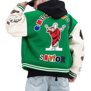 Chaquetas Varsity de Lana con Bordado Chenille y Logotipo Personalizado para Hombre, Chaquetas de Cuero Verde Vintage con Mangas de Cuero para Hombre - Product Image 3