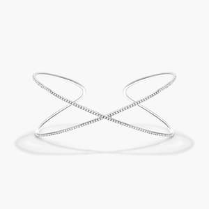 Criss Cross Multi-Cut Diamond <b>Fashion</b> <b>Cuff</b> <b>Bracelet</b> in 18KT Solid Gold with Multiple Tones - Product Image 5