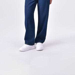 2025 Customized Slim Fit Denim <b>Jeans</b> for <b>Women</b> Oversize <b>Baggy</b> Style Flat Front Whole Sale Customized Straight Pants for Winter - Product Image 2