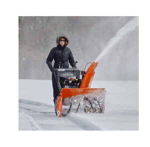 Souffleuse à neige abordable à vendre durable et fiable machine pour enlever la neige lourde des allées et trottoirs - Product Image 1