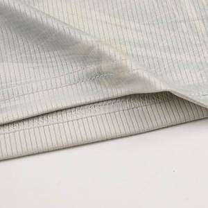 Conjuntos de gran tamaño de uniformes de fútbol personalizados de alta calidad en material duradero - Product Image 4