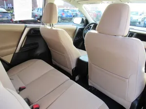 TOYOTA RAV4 XLE 2013 d'occasion, conduite à gauche/droite - Product Image 2