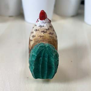 Statua di Gallina Intagliata a Mano YEEYAYA, Scultura in Legno per Decorazione Casa, Statuette Uniche in Legno per Arredamento Stanza - Product Image 6