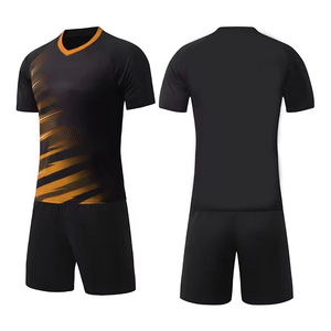 Maillots de football pour hommes de la meilleure conception 100% polyester uniforme d'entraînement d'équipe manches courtes caractéristiques Sublimation Technique Logo - Product Image 3