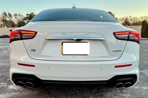 2022 Maserati Ghibli Modena Q4, Motor V6 Biturbo Derivado de Ferrari, Tracción en las Cuatro Ruedas, Sin Modificar - Product Image 6