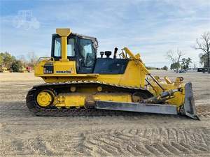 เครื่องจักรก่อสร้างมือสอง Komatsu D65PX-15 Bulldozer - Product Image 2