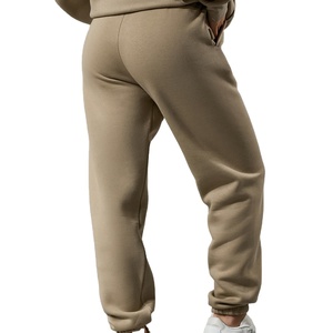 Ensemble de survêtement d'hiver personnalisé haut de gamme pour femme : sweat à capuche en polaire et pantalon de jogging avec poches, deux pièces, décontracté, pour la gym et le sport, 100% coton - Product Image 2