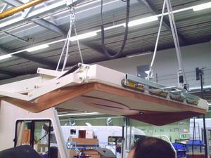 Poussoir à vide compact VacuBoyVario VBV de haute qualité pour tôle d'aluminium Bon prix et manutention flexible - Product Image 3