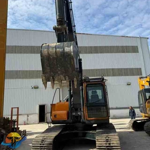 Excavatrice Hyundai 220LC-9s d'origine coréenne, utilisée dans la construction et les mines, avec moteur et composants de moteur principaux à vendre - Product Image 5