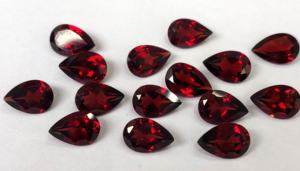 Granate rojo natural Corte de pera 5X7MM Facetado-Granate suelto AAA Calidad superior - Product Image 3