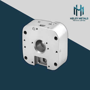 Boîtier en aluminium usiné VMC personnalisé avec des alésages de précision et des points de fixation filetés pour les boîtes de vitesses et les systèmes mécaniques - Product Image 1