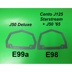 Joint d'étanchéité pour feu arrière gris J50 Deluxe - Product Image 3