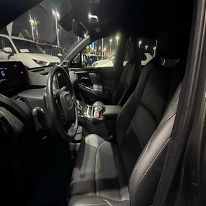 bZ4X Limited 2023, SUV Híbrido con Faros LED y Techo Panorámico, 5 Asientos, Interior de Cuero, Transmisión Automática - Product Image 3