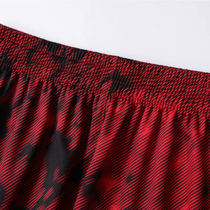 Ensemble d'uniformes de basket-ball personnalisables fabriqués au Pakistan Chemise d'équipe respirante et short de sublimation avec des couleurs personnalisées - Product Image 5