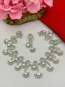 ชุดสร้อยคอเพชรแบบอเมริกันที่สง่างามสำหรับผู้หญิงและเด็กผู้หญิงชุดเจ้าสาวและงานเลี้ยงของขวัญที่สมบูรณ์แบบสำหรับงานแต่งงานและงานรื่นเริง - Product Image 5