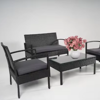 Ensemble de table et chaises de patio en rotin de luxe PHU LINH PLW-PATIO4PCS, 4 places, avec coussins de siège de 5 cm, design moderne, pour extérieur, hôtels et parcs.