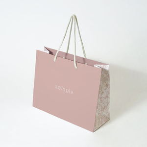 <span class=keywords><strong>Bolsa</strong></span> <span class=keywords><strong>de</strong></span> lujo para ropa, <span class=keywords><strong>bolsa</strong></span> <span class=keywords><strong>de</strong></span> regalo <span class=keywords><strong>de</strong></span> cartón rosa, bolsas <span class=keywords><strong>de</strong></span> papel, bolsas <span class=keywords><strong>de</strong></span> papel para compras, bolsas <span class=keywords><strong>de</strong></span> papel con asas para ropa - Product Image 6