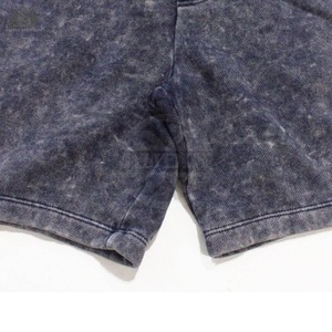 Shorts décontractés pour hommes en coton respirant à taille mi-haute et effet délavé |   Vêtement streetwear surdimensionné teint en pièce |   Coupe décontractée avec cordon de serrage | - Product Image 4