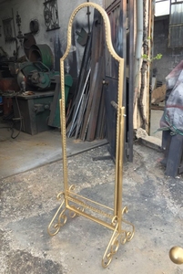 Impresionante espejo de pie para el hogar, sala de estar, decoración de suelo, puerta tallada, Marco ovalado, espejos de Metal con acabado dorado - Product Image 5