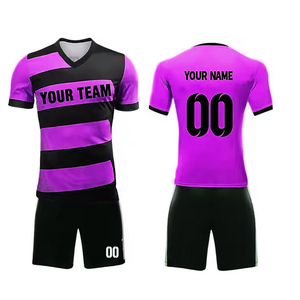 Ropa de calle personalizada, camiseta de fútbol retro con sublimación, diseño de camiseta, logotipo bordado, uniforme de fútbol de gran tamaño - Product Image 1