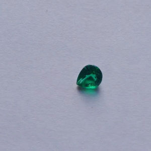 Gran oferta de piedras preciosas sintéticas hidrotermales Columbia/Esmeralda de Zambia para la fabricación de joyas de moda - Product Image 1