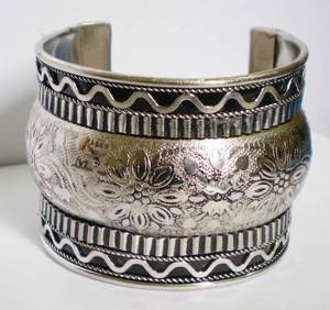Luxury <b>Silver</b> Plated Copper Cuff Bangle For Women Traditional Floral Engraved Design <b>Solid</b> Metal <b>Bracelet</b> Elegant Wedding - Product Image 3