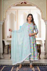 Georgette Anarkali con trabajo de bordado de plata Jari para el yugo Bordado de hilo fino que parece rico y elegante un perfecto - Product Image 4