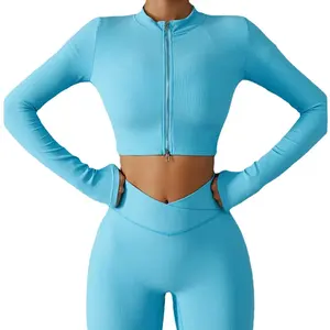 Ropa deportiva para yoga con logotipo personalizado, ropa deportiva para entrenamiento, pantalones cortos sin costuras para mujer, mallas de 3 piezas, conjuntos de fitness para gimnasio - Product Image 4