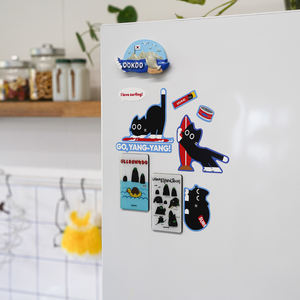 Autocollant réutilisable, écologique, imperméable, lavable et repositionnable TAPERO – Motif chat mignon sur une planche de surf – Idéal pour ordinateur portable, journal, valise, carnet de notes - Product Image 2