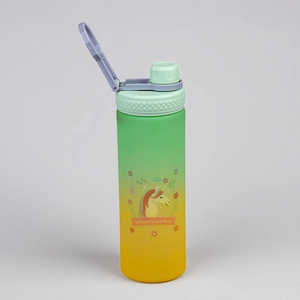 Botella de Agua Infantil de Plástico Verde con Recubrimiento Cítrico, Tapa con Bisagras, Cordón para Colgar, Ideal para Campamentos, Festivales y Regreso a Clases - Product Image 6