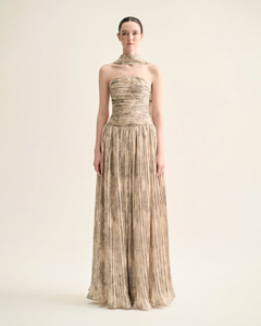 Vestido maxi de gasa Antiestático de alta calidad para mujer Estilo cascada elegante con cintura imperio Servicios ODM Hecho en Vietnam - Product Image 4