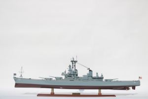 ARTÍCULO POPULAR EN LOS ESTADOS UNIDOS |   Modelo de Tienda USS WISCONSIN BB64 |   MODELO DE BARCO DE MADERA DE ALTA CALIDAD PARA DECORACIÓN O REGALOS ORIGINALES DE VIETNAM - Product Image 2