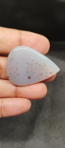 พลอยอะเกตมอนทาน่าสีขาวธรรมชาติ 100% แบบคาโบชอง คุณภาพสูง วัสดุทำเครื่องประดับทำมือ ขายส่งจากไจปุร์ ขนาดคละไซส์ - Product Image 2