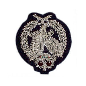 Insignias bordadas a mano de alta calidad hechas a medida El mejor diseño Insignias bordadas de última moda - Product Image 4