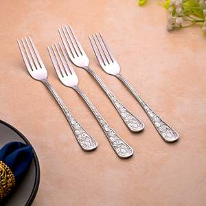 Ensemble de 4 fourchettes en métal argenté de luxe Lustre Bloom - Fourchettes durables pour salade et dessert, pour la maison et la table - Product Image 6