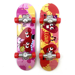 OEM Logo Impression Personnalisé <span class=keywords><strong>Petit</strong></span> Finger Board en Plastique <span class=keywords><strong>Skate</strong></span> Tech Deck Mini Skateboard <span class=keywords><strong>Jouet</strong></span> - Product Image 4