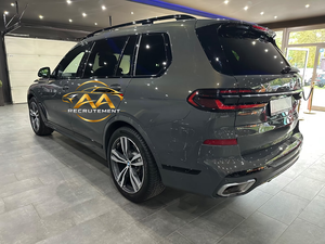 BMW X5 40d M Sport SUV 2025 Noir Automatique Essence Turbo Phares LED Toit Panoramique Sièges en Cuir Pneus R18 5 Places - Product Image 2
