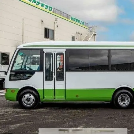 2013 Mitsubishi Fuso Rosa Bus