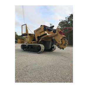 Agricultural Machinery Wood Chipper for Branch Crushing and Organic Material Reduction - Product Image 1