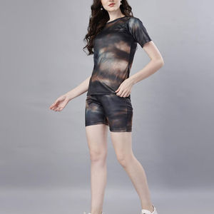 Tenue à la mode Look Premium Qualité Femmes Shorts Ensemble O Cou Col À Manches Courtes Femmes D'été Twin Shorts Ensembles Logo Personnalisé - Product Image 4