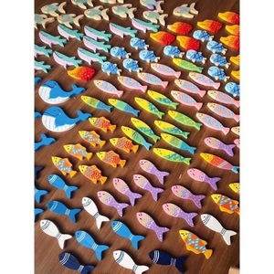 Decoración colgante de arte de pared de peces de madera rústica para habitaciones temáticas náuticas de playa costera - Product Image 3