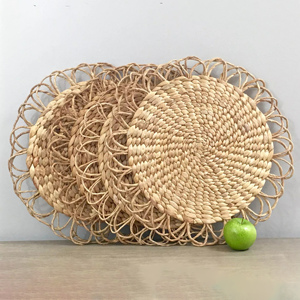 Juegos de manteles individuales de jacinto de agua, tejidos de fibra sostenible, fabricados en Vietnam. - Product Image 3