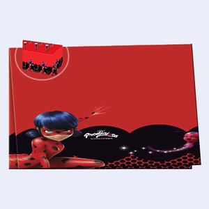 Décorations de fête en plastique en forme de coccinelle, 1,2 x 1,8 m, lot de 2 - Product Image 1