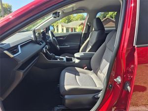 <span class=keywords><strong>Toyota</strong></span> <span class=keywords><strong>RAV4</strong></span> GXL 2.5P HV ECVT AWD SUV/5D/5S 2024 d'<span class=keywords><strong>occasion</strong></span>, propre et confortable, prête à être expédiée - Product Image 2