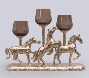 Superbe bougeoir à cheval idéal pour accentuer la pièce maîtresse de table et créer une ambiance chaleureuse et invitante dans n'importe quelle pièce - Product Image 3